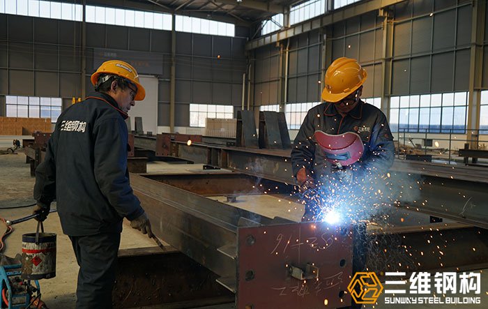 鋼結(jié)構(gòu)加工制作過(guò)程中的焊接變形原因