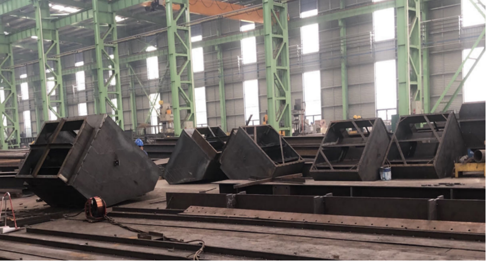 法國破碎站卸料斗項(xiàng)目