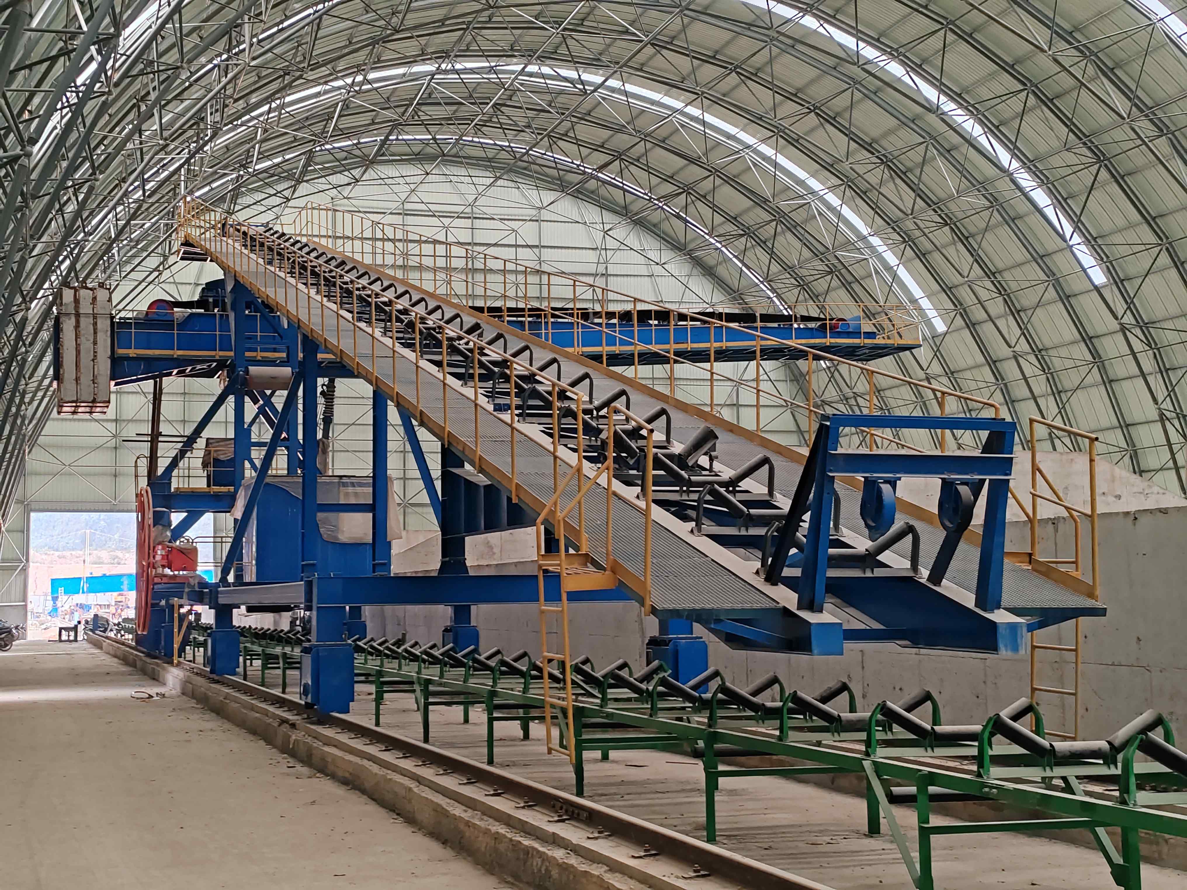 水泥廠輸送支架鋼結(jié)構(gòu)